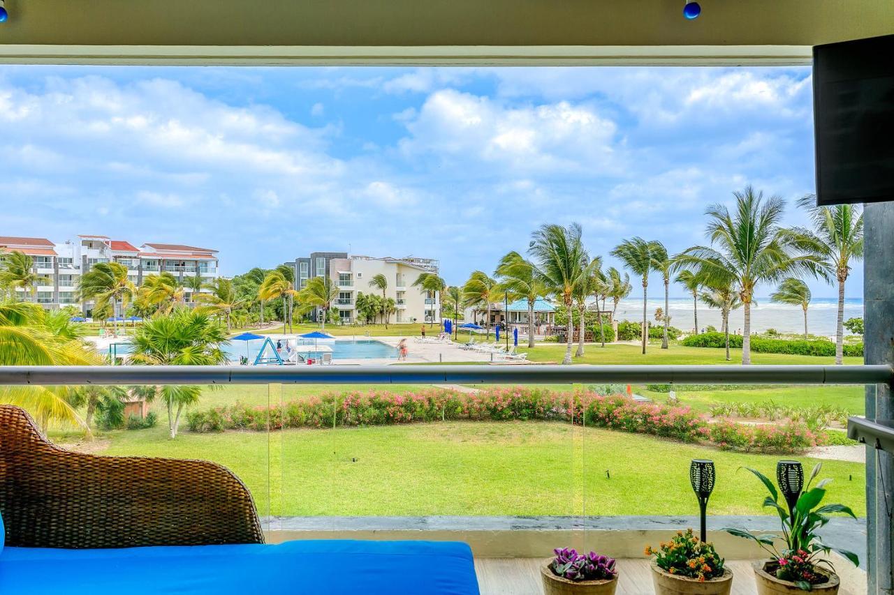Luxury Condos At Mareazul Beachfront Complex With Resort-Style Amenities Плая-дель-Кармен Экстерьер фото